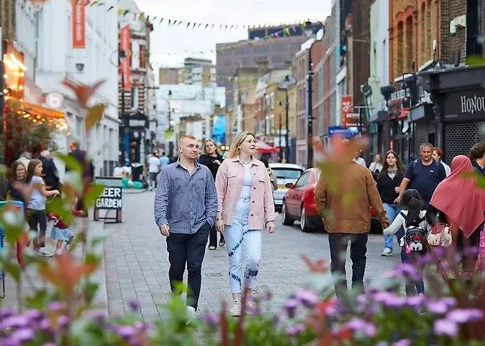 Aplacetostay Central London Apartment, Zone 1 Cam